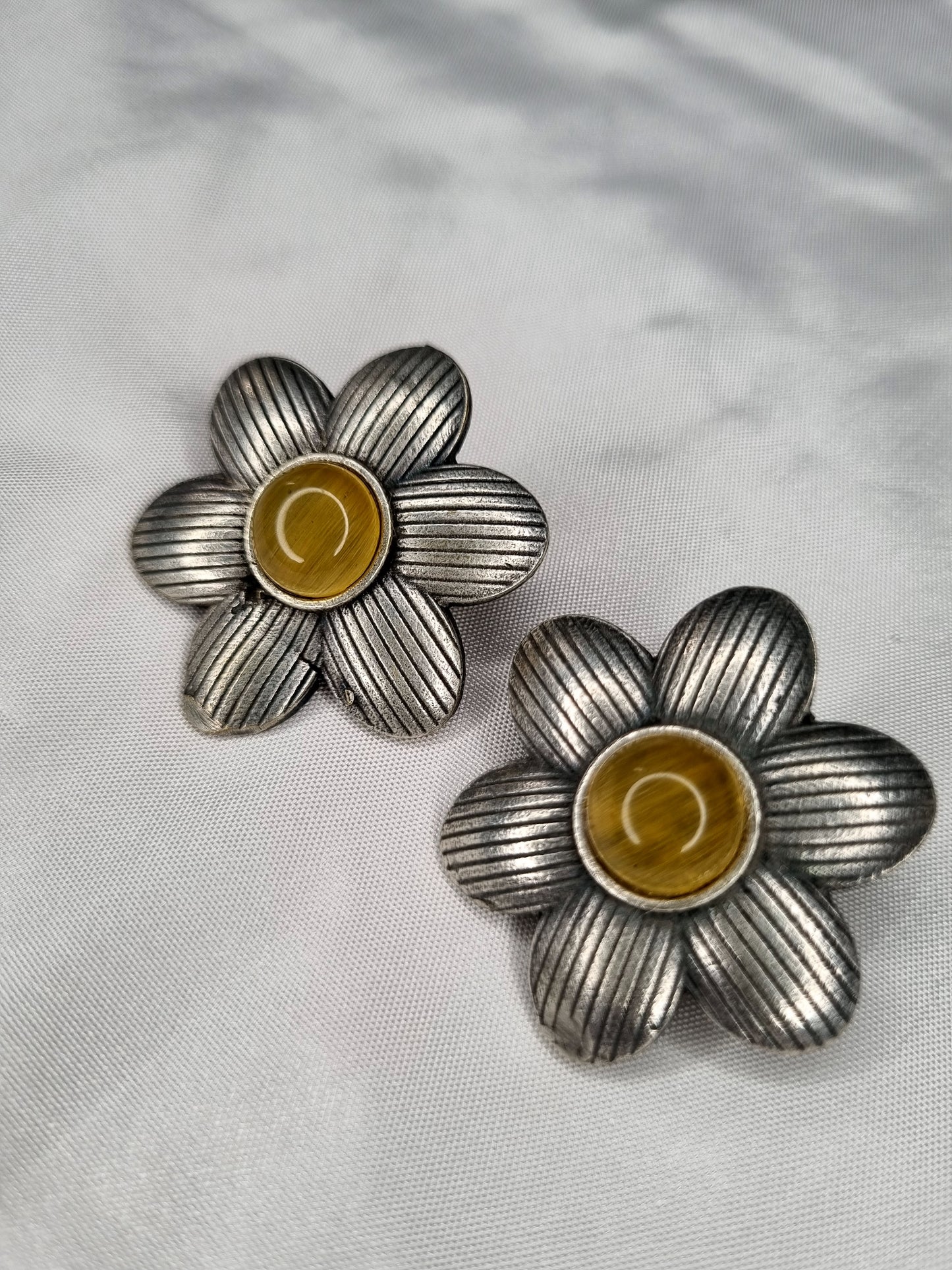 Sajobhi™ Rustic Petal Flower Earrings with Yellow Gem Accent