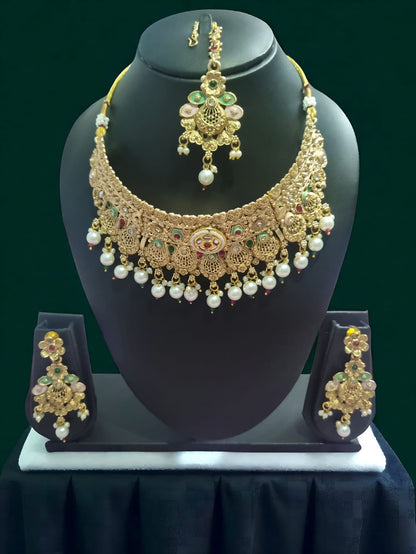 SAJOBHI,s Royal Heritage Kundan Bridal Set